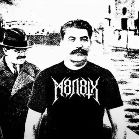 Сталин в метал-футболке