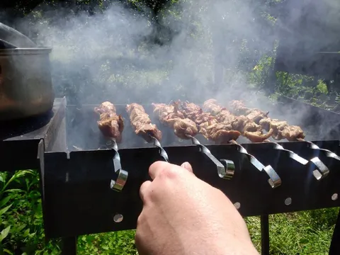 Шашлык на мангале