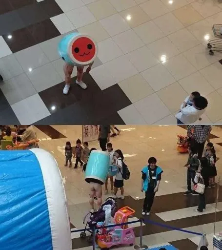 Весёлый талисман в торговом центре