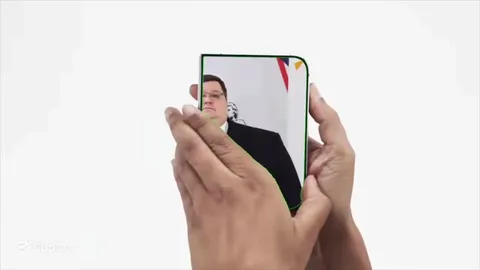 Первый iPhone, который делает это