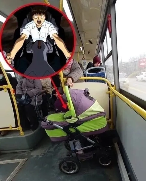 Коляска в автобусе как кабина пилота