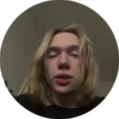 Неловкое молчание в камеру