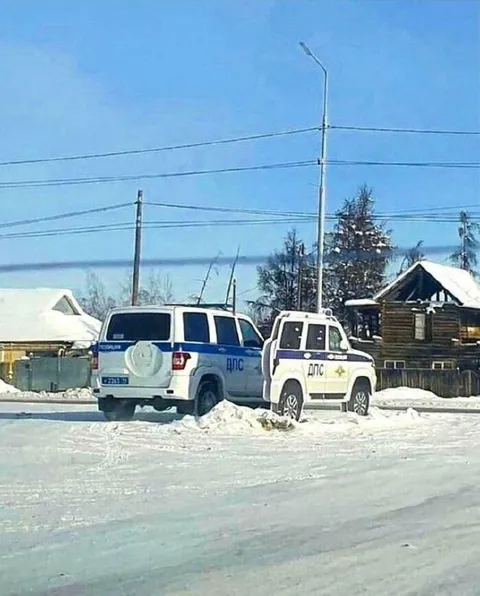 ДПС на снежной парковке