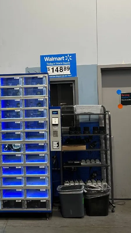 Акции Walmart в аптечном автомате