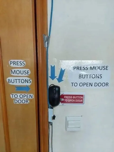 Press Mouse Buttons to Open Door