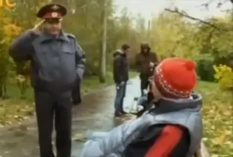 Разговор на осенней скамейке