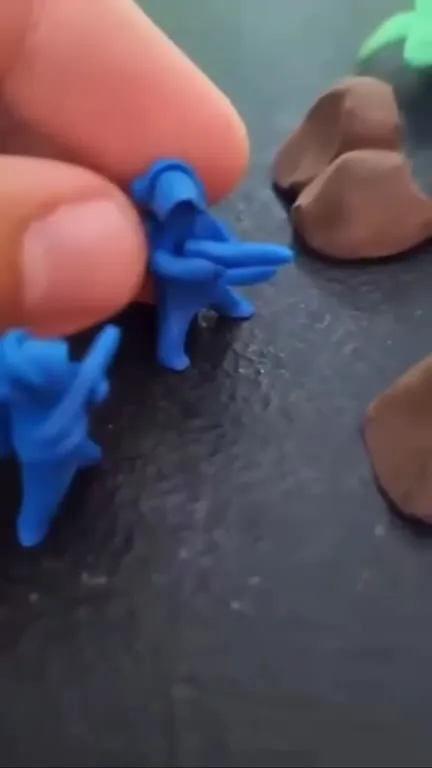 Blue Army Men Explode