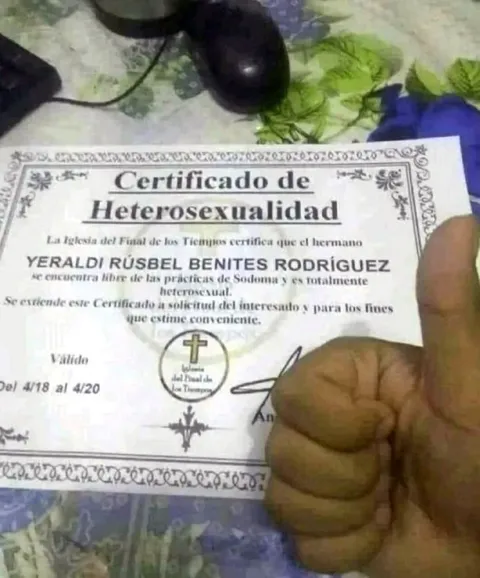 Certificado de heterosexualidad