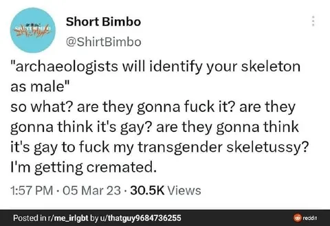 Archaeologists Find a Male Skeleton