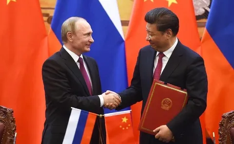 Путин и Си подписывают договор