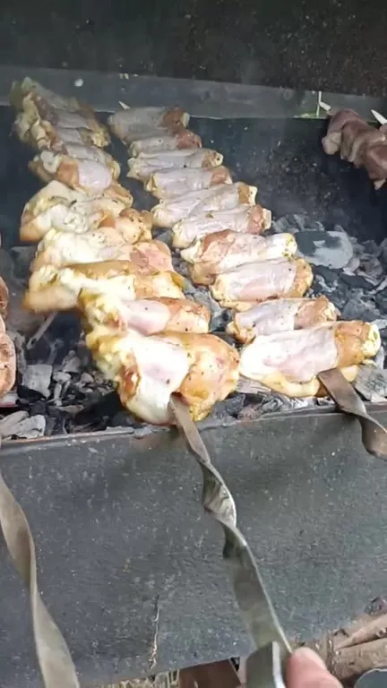 Шашлык на мангале