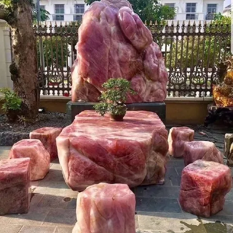 Мебель из сырого мяса