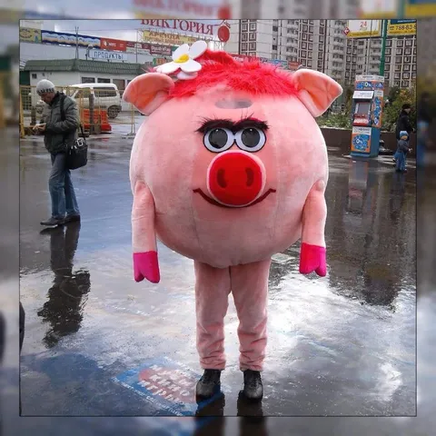 Нюша под дождём