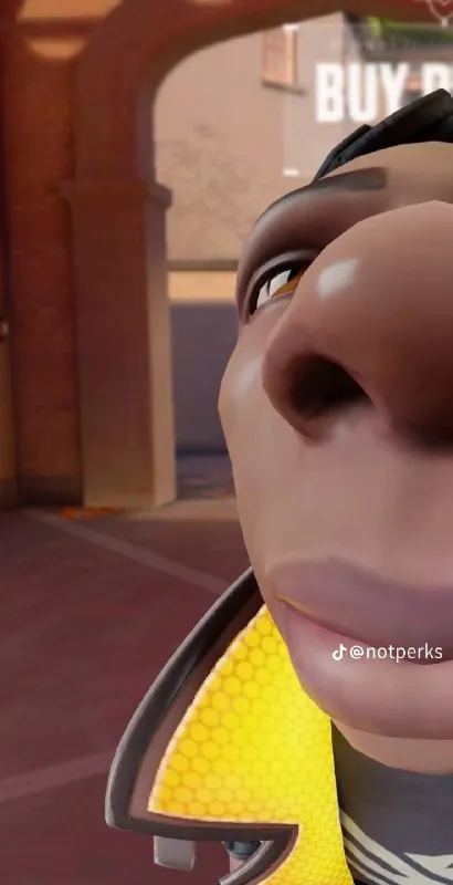 Uncomfortably Close Face