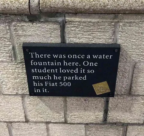 Fiat 500 in the Fountain