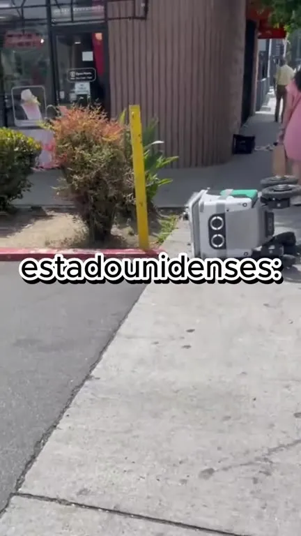 Estadounidenses vs rusos con robots