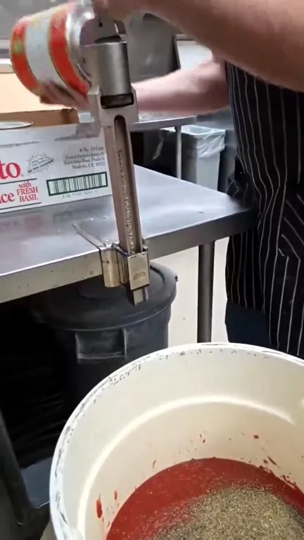 The World's Pepperiest Tomato Sauce