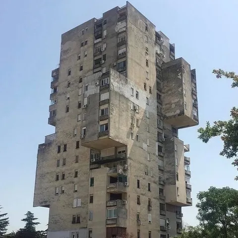 Самый странный жилой дом