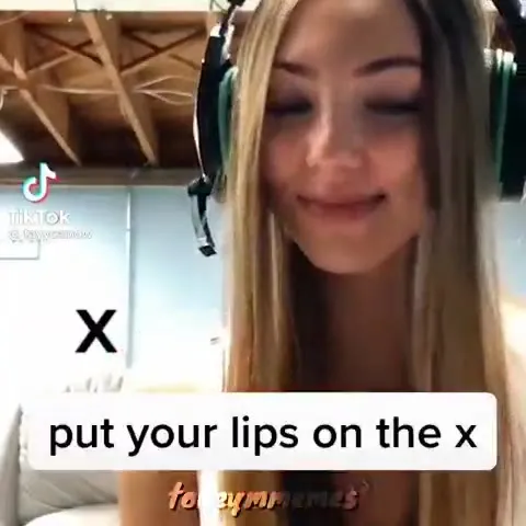 Put Your Lips on the X