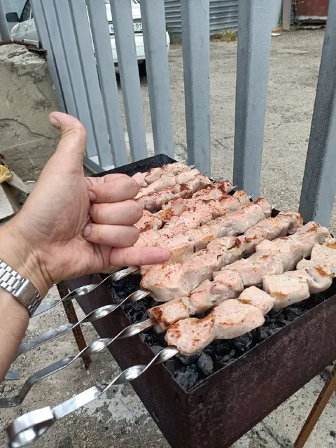 Шашлык готов, обед не пропускаем