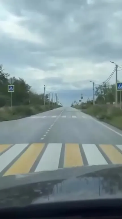 Дорога внезапно свернула