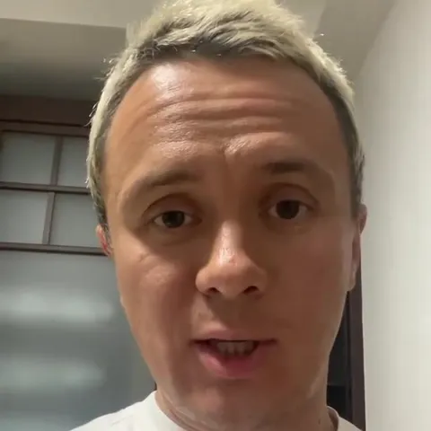 Депутат и леденчайник