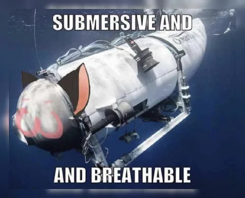 Submersive and Breathable Submarine
