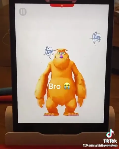 Bro Loses Control on the Drawing Tablet