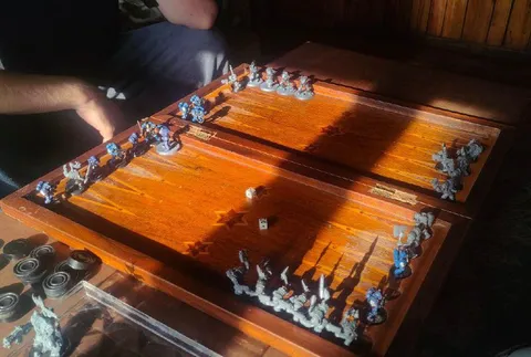 Армяне играют в Warhammer