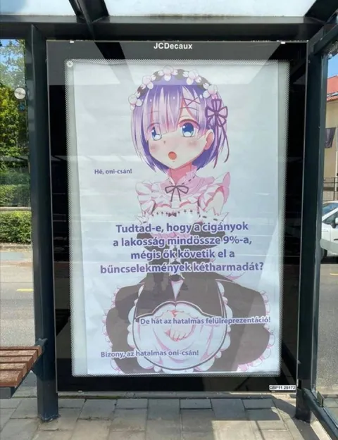 Animepropaganda a buszmegállóban