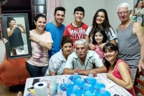Family Photo With Photographer
