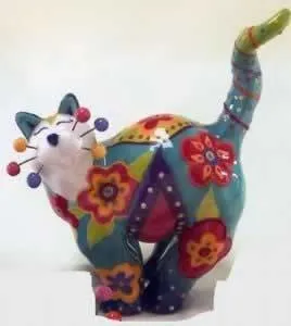 Очень нарядный кот