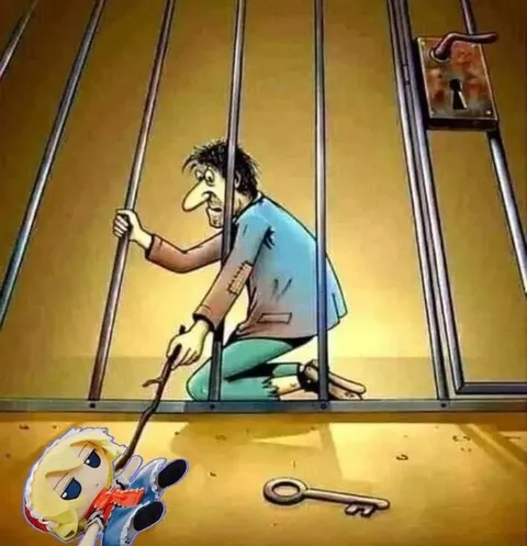 Заключённый ловит ключ