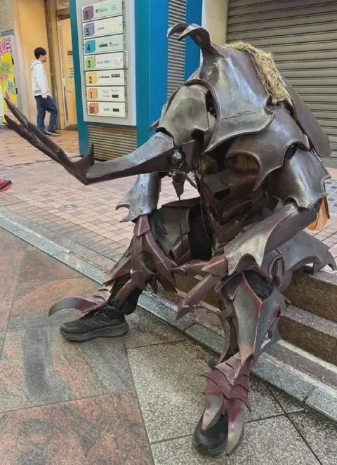 Уставший инопланетный рыцарь