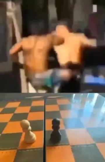 Шахматная драка под фанк