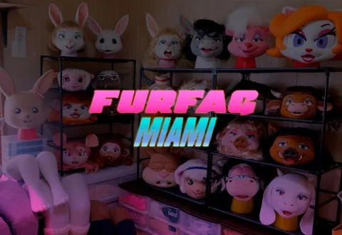 FURFAG MIAMI Mask Display