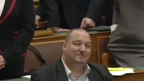 Депутат и праздничный ужин