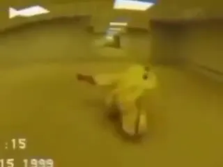 Танец в жёлтом коридоре