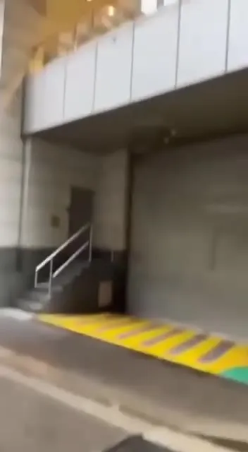 Truck Stuck in a Narrow Alley