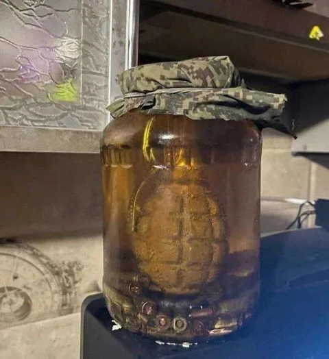 Граната в банке с рассолом