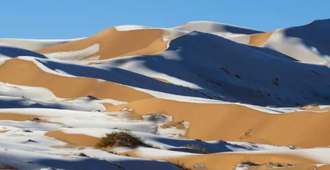 Снег в пустыне Сахара