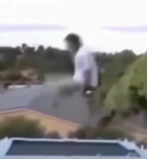 Неудачный прыжок под закат