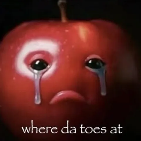 Crying Apple Where Da Toes At