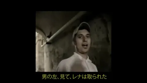 ジャコロブスコーヒーを飲む男