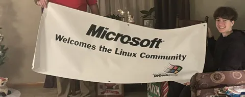 Microsoft Welcomes Linux Community