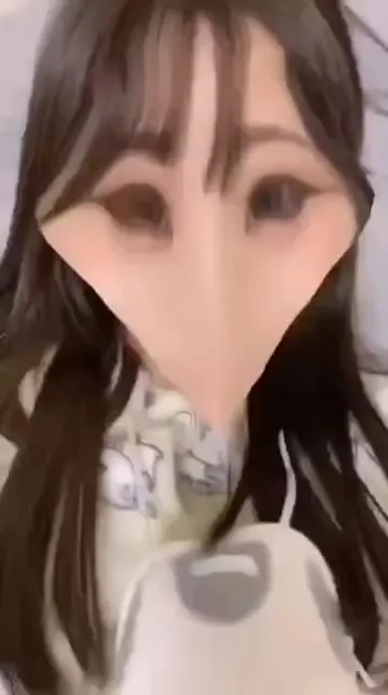 Искажённое лицо в видео