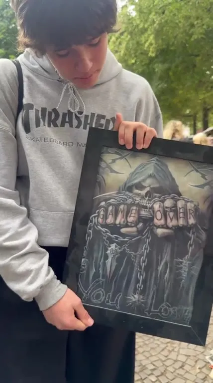 Skeleton Art Reveal