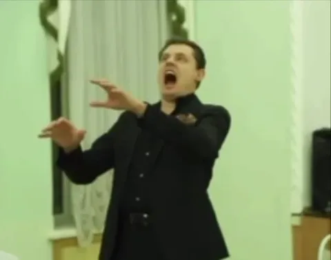 Мизинец задел стул