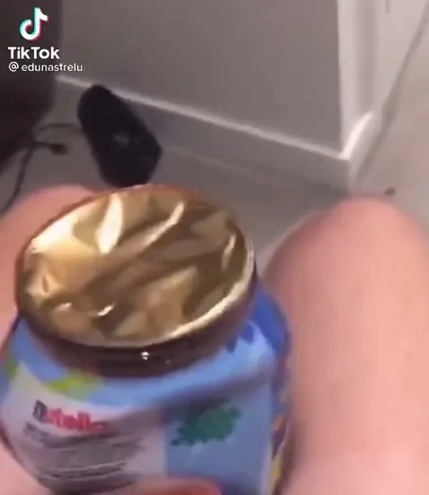 Исчезающая банка Nutella