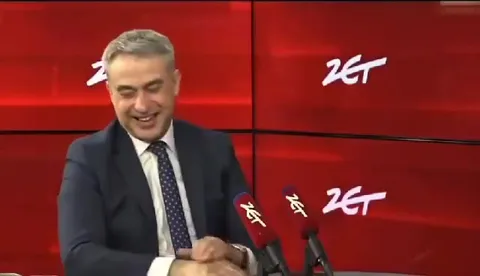 Интервью превращается в смех
